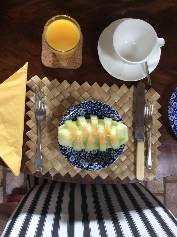 Top Parts Bed & Breakfast アボッツバリー エクステリア 写真